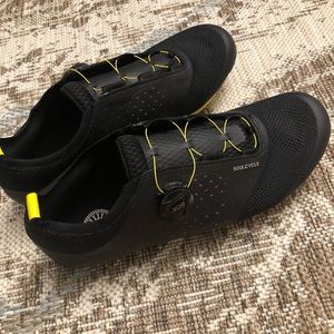 Soulcycle Pearl Izumi Legends 2.0 spin shoes